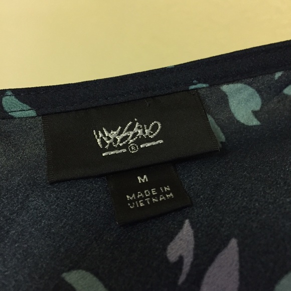 Sleeveless Navy Print Dress - Picture 5 of 7